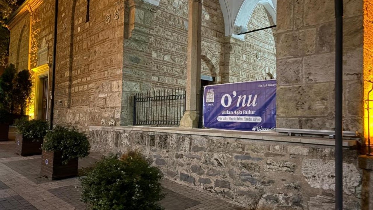 Foto - ‘Kim O?’ deyip tarih verdiler! Bursa'da esrarengiz pankartlar