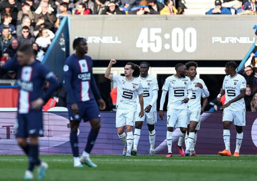 Foto - Kim olduğunu duyunca çok şaşıracaksınız: Belli oldu! Fenerbahçe devam ediyor...