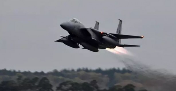 Foto - Kim sallar sizi! İngiltere savaş uçağı kaldırıp haber bile vermedi