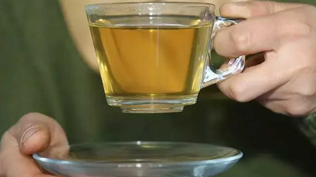 Foto - Kimse bu faydasını bilmiyordu! Gün içerisinde bardak bardak için: Cildinizi bebek gibi yapıyor, kimyasallara gerek yok ki...