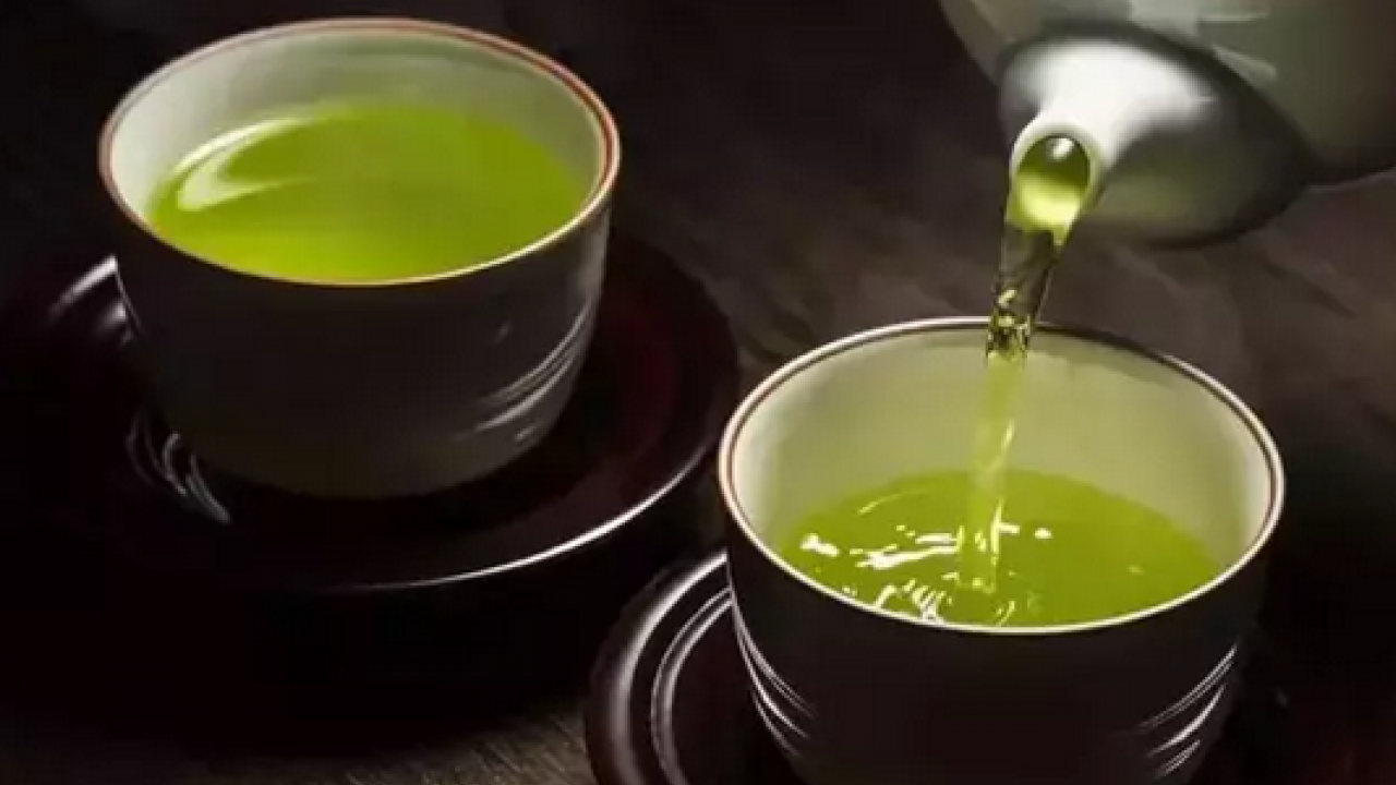 Foto - Kimse bu faydasını bilmiyordu! Gün içerisinde bardak bardak için: Cildinizi bebek gibi yapıyor, kimyasallara gerek yok ki...