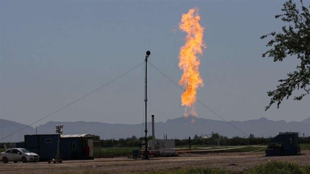 Kimse bu kadarını beklemiyordu: Su ararken doğalgaz bulundu