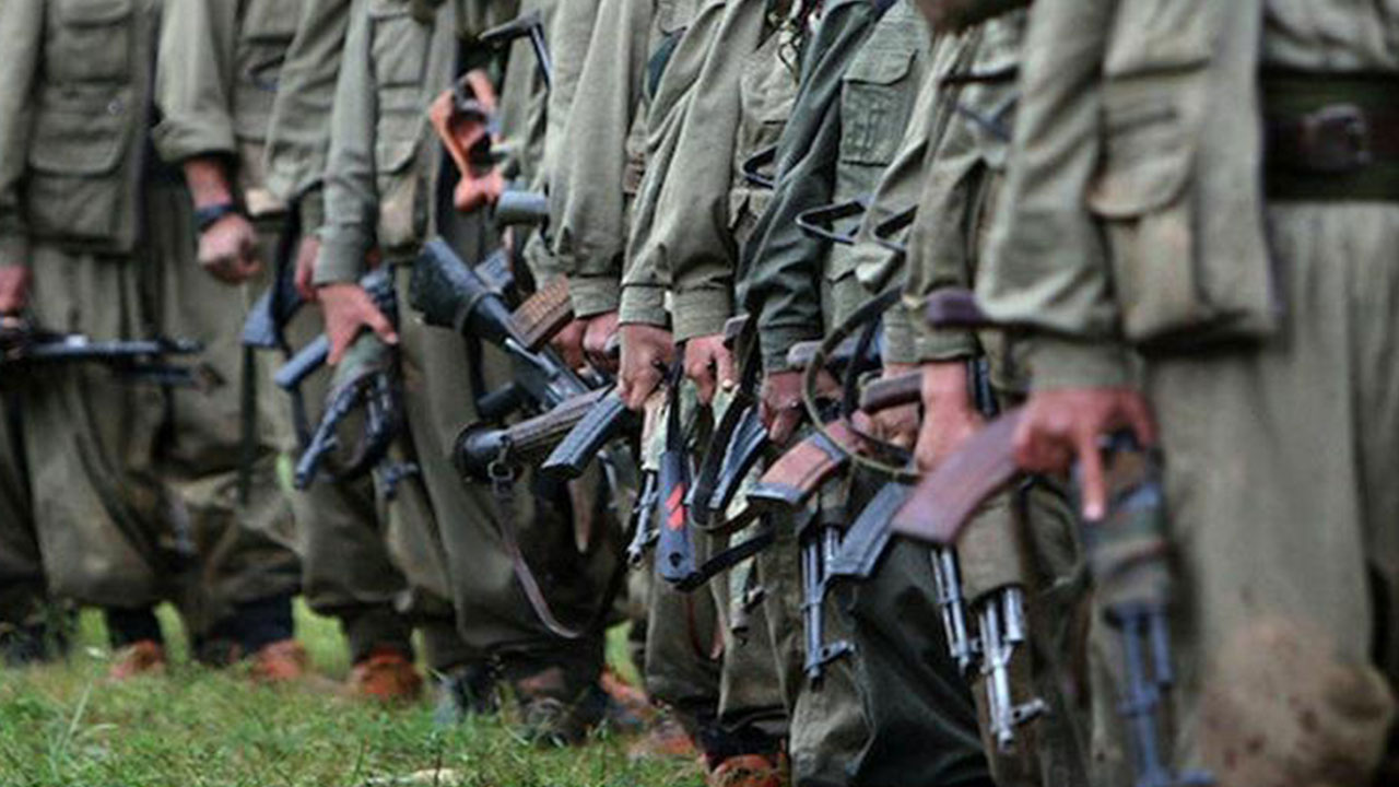 Foto - Kimse inanamadı! Türk savaş uçaklarından bomba beklerken atılan şey herkesi şaşkına çevirdi