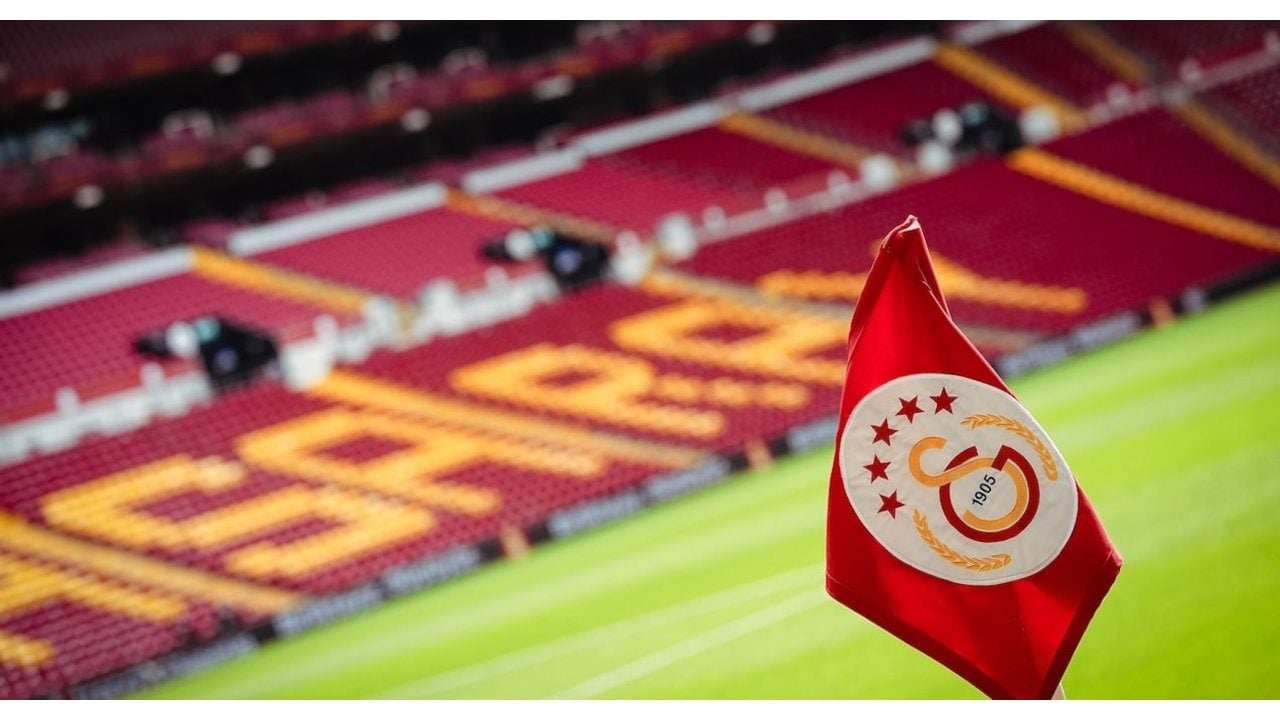 Foto - Kimse ne olduğunu anlayamadı! Galatasaray’dan "Bu ne şimdi" dedirten bir garip paylaşım