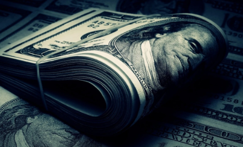 Foto - Kimse ne olduğunu anlayamadı! Tam 7 lira aşağıdan dolar