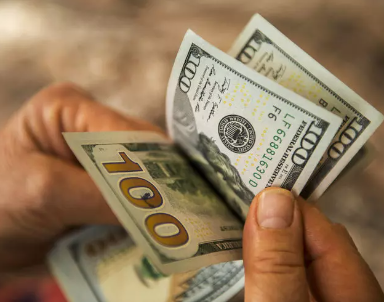 Kimse ne olduğunu anlayamadı! Tam 7 lira aşağıdan dolar