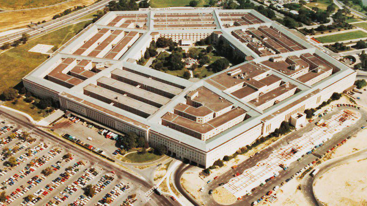 Foto - Kimse neler olduğunu anlayamıyor! O ülkede savunma bakanlığı 60 bin kişiyi kapı önüne koyacak