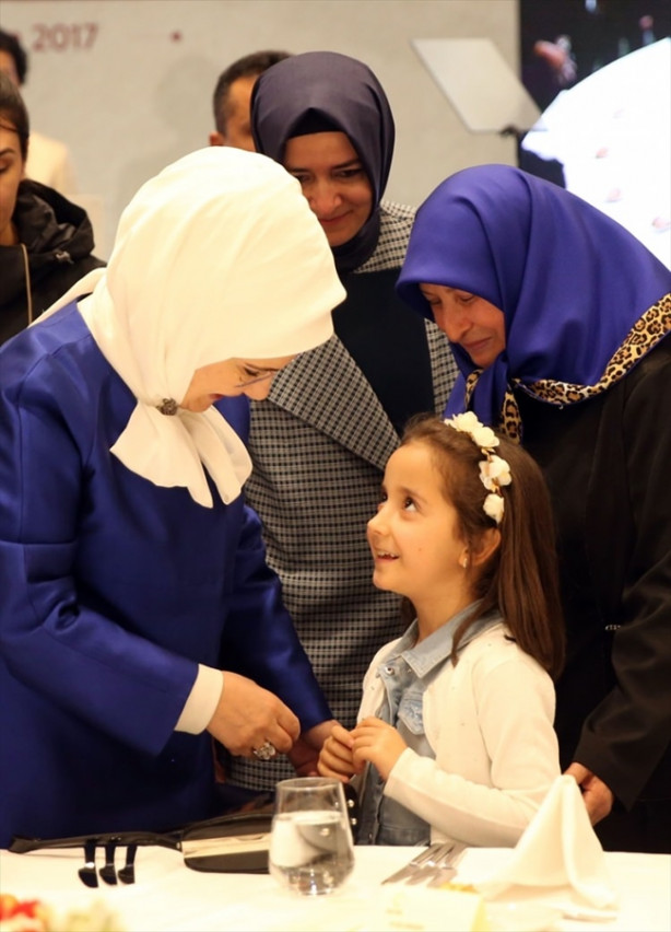 Foto - 'Kimsesiz çocukları sevgiyle büyütüyoruz'