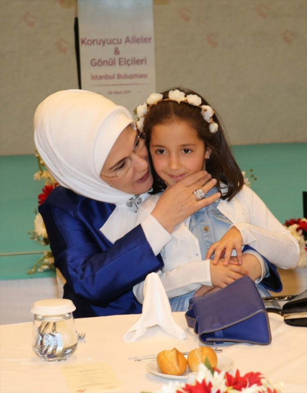 Foto - 'Kimsesiz çocukları sevgiyle büyütüyoruz'