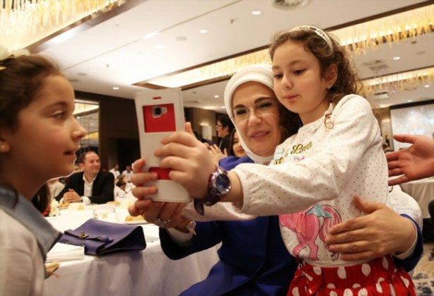 Foto - 'Kimsesiz çocukları sevgiyle büyütüyoruz'