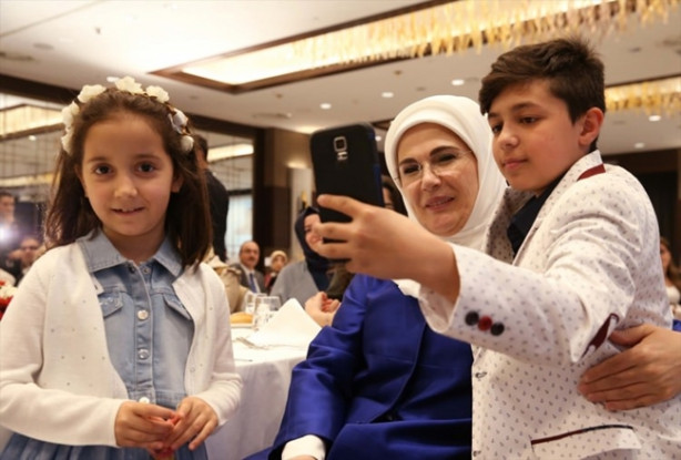 Foto - 'Kimsesiz çocukları sevgiyle büyütüyoruz'