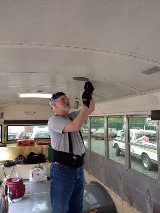 Foto - Kira ödemek istemeyen çift bakın ne yaptı!