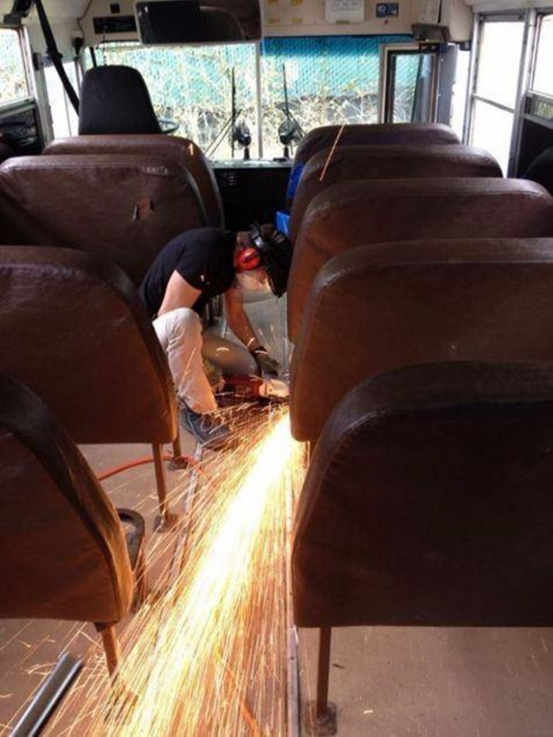 Foto - Kira ödemek istemeyen çift bakın ne yaptı!