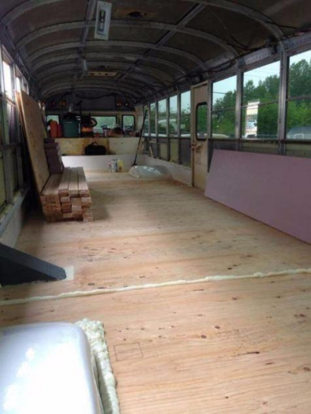 Foto - Kira ödemek istemeyen çift bakın ne yaptı!