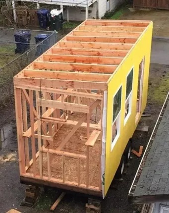 Foto - Kira ödemekten sıkılıdı, çözümü böyle buldu