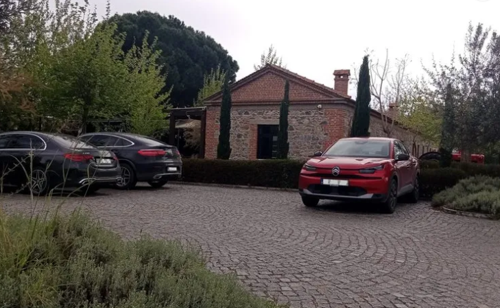 Foto - Kira sözleşmesi feshedilen işgalci sözleşmeyi hiçe saydı