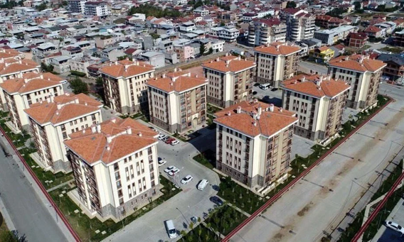 Foto - Kirada oturanlar gün geçmiyor ki yeni bir şokla karşılaşmasın! Bu kez bakın başları neyle dertte