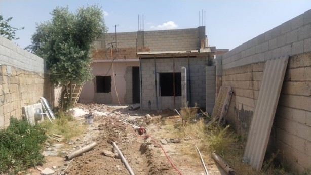 Kiraladığı evde patlayıcı buldu!