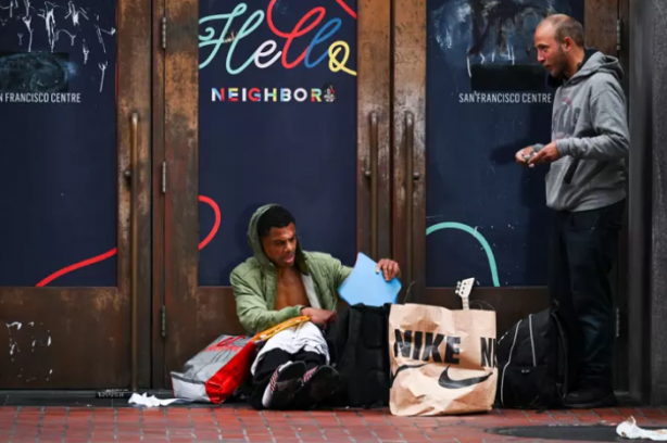 Foto - Kiralardaki fahiş artış vatandaşı vurdu! Sokakta çadırda yaşıyorlar