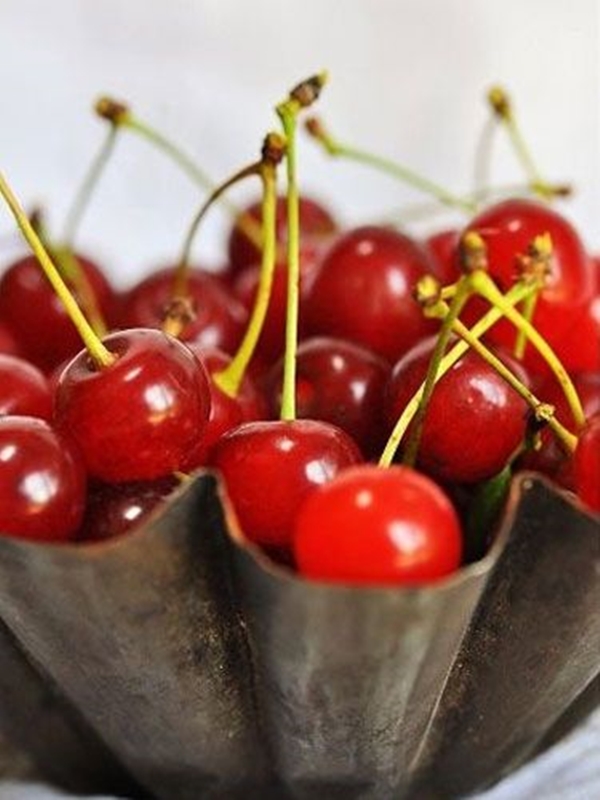 Foto - Kiraz yediğimizde vücudumuzda neler oluyor?