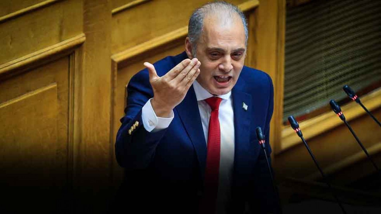 Kiriakos Velopulos üstüne basa basa uyardı: Türkiye gibi akıllı davranmazsak aptallar gibi kullanılırız