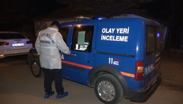 Foto - Kırıkkale'de bu evdeki eşyalar kendiliğinden tutuşuyor! Sadece bir şey yanmadı