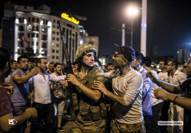 Foto - Kırıkkale'de bu evdeki eşyalar kendiliğinden tutuşuyor! Sadece bir şey yanmadı