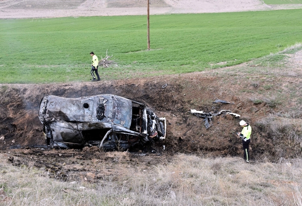 Foto - Kırıkkale'de feci kaza: Yaralılar var