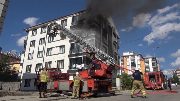 Foto - Kırıkkale'de korkutan yangın!