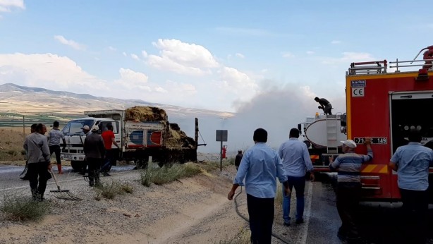 Foto - Kırıkkale'de korkutan yangın! Bir anda alev aldı