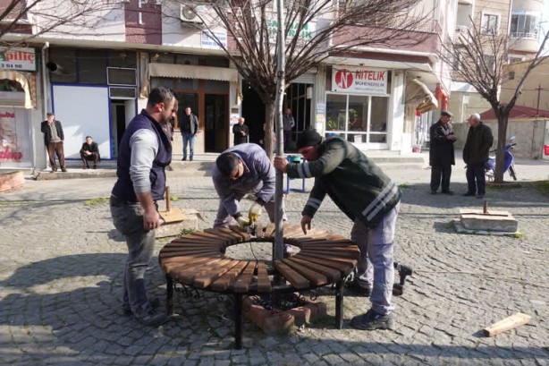 Foto - Kırklareli’nde banklar kaldırıldı