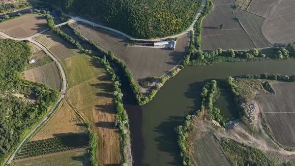 Kirlilik bu hale getirdi! Dünyanın sayılı güzellikleri can çekişiyor