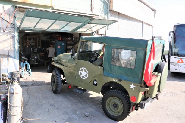 Foto - Kırmızı ışıkta gören soluğu yanında alıyor! 15 bin TL'ye aldı 100 bin lira veriyorlar