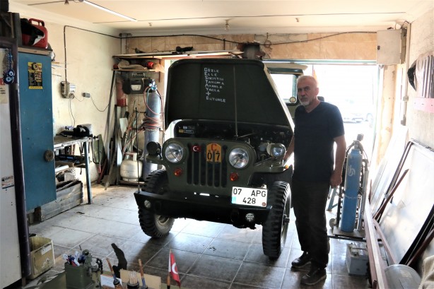 Foto - Kırmızı ışıkta gören soluğu yanında alıyor! 15 bin TL'ye aldı 100 bin lira veriyorlar