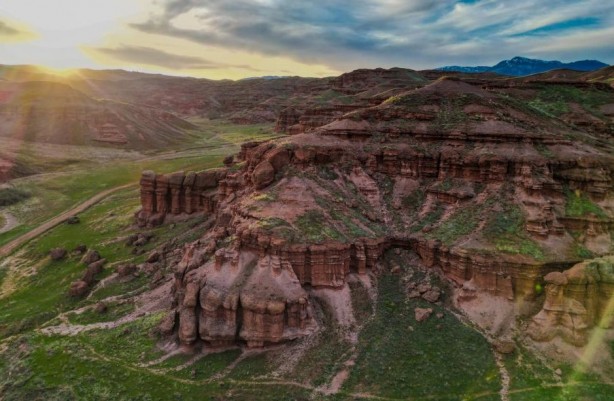 Foto - Türkiye'nin Grand Kanyon'u: Kırmızı Peri Bacaları