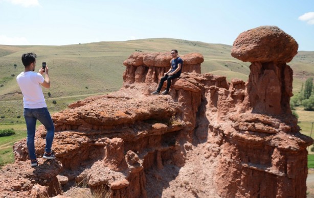 Foto - Kırmızı periler diyarı: Narman Peri Bacaları