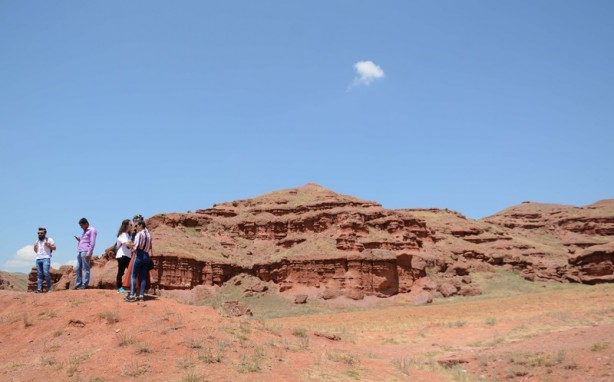 Foto - Kırmızı periler diyarı: Narman Peri Bacaları