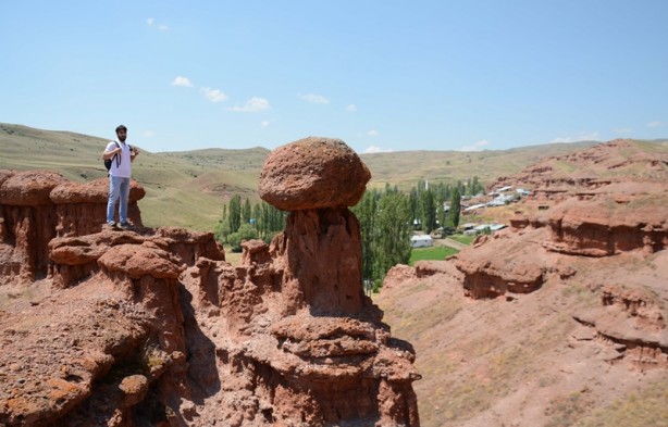 Foto - Kırmızı periler diyarı: Narman Peri Bacaları