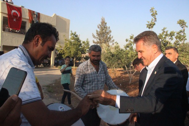 Foto - Kirve Sarıgül sünnet çocuğundan çok para topladı