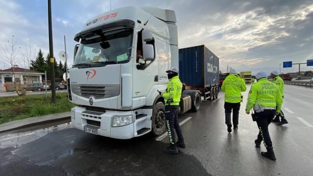 Foto - Kış lastiği taktırmayanlar dikkat!