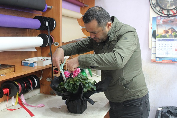 Foto - Kış mevsiminde çiçek bakımı nasıl olmalı? 