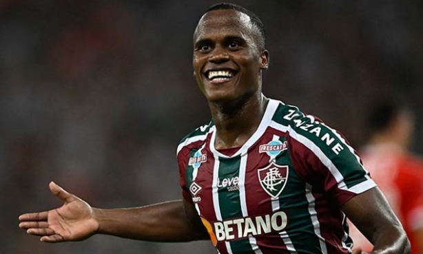 Foto - Kısa süreli indirimler için mi? Galatasaray, Fenerbahçe'nin Cristian Medina hamlesini kopyaladı! Yok artık