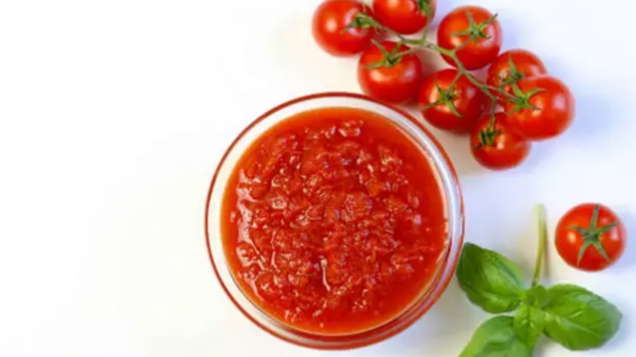 Foto - Kahvaltılık ve ana yemeklik domates sos Az sulu, kıpkırmızı domates sosu için püf noktalar! 
