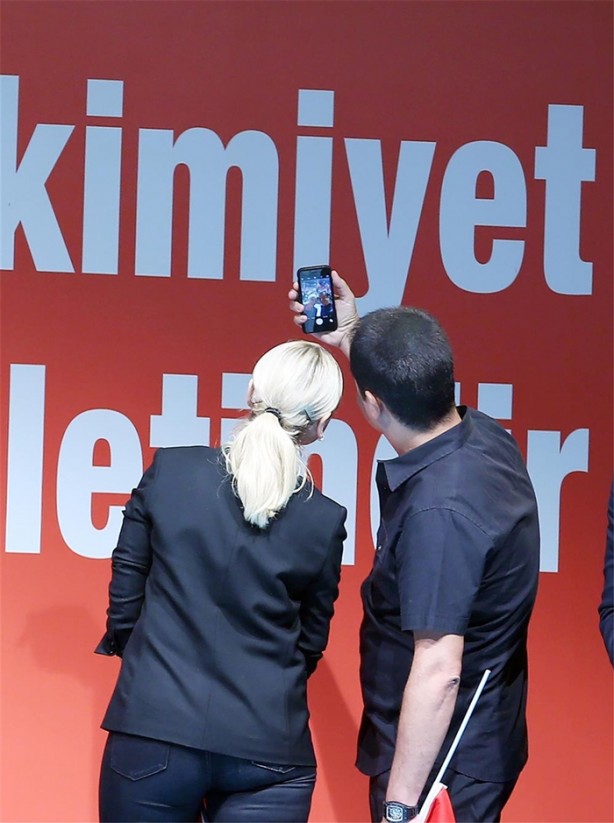 Foto - Kısıklı'daki demokrasi nöbetine ünlülerden destek