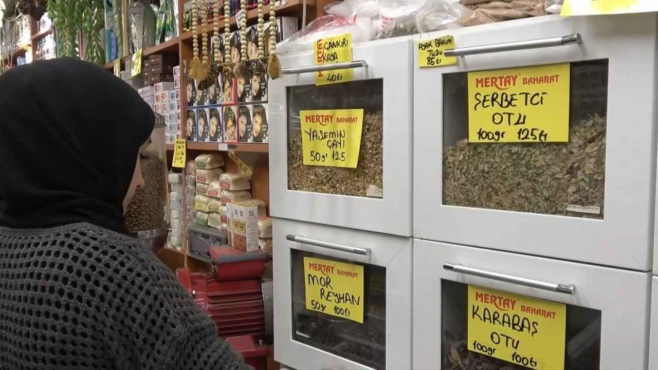 Foto - Kışın favorisi: Zencefil, propolisli macun, kara mürver ve karadut pekmezleri: Talep patlaması...