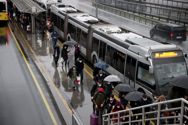 Foto - Kısıtlama sonrası İstanbul bildiğiniz gibi...