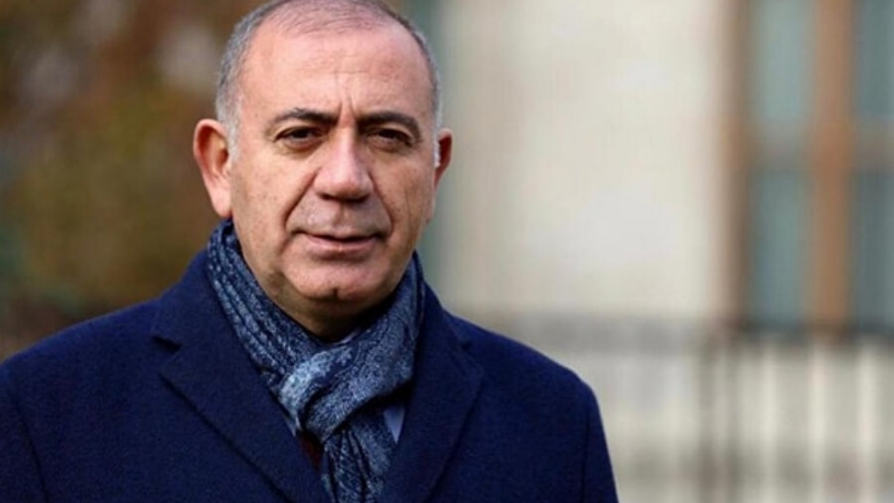 "Kıskanmayın, sizin de olur" diyerek paylaştı! Gürsel Tekin’in mal varlığı dudak uçuklattı 