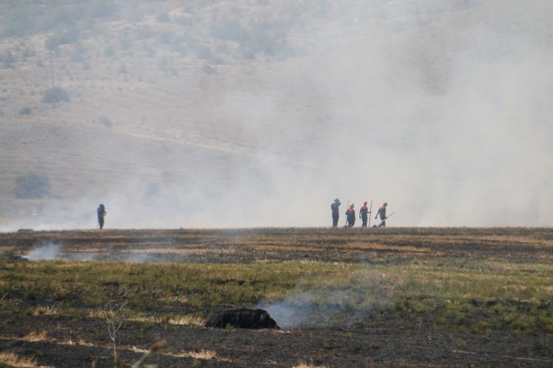 Foto - Kışlık mahsulü kül oldu