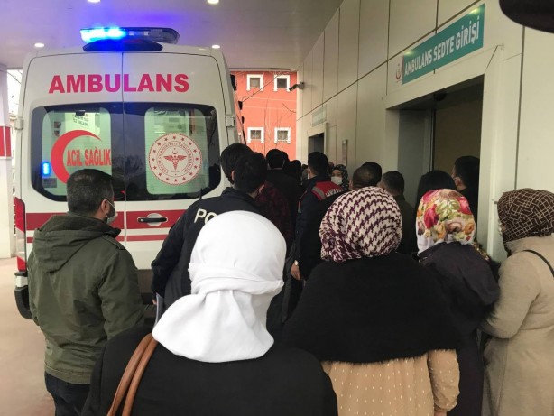 Foto - Kitaplıktan yere düşen tabanca ateş aldı: 1 yaralı