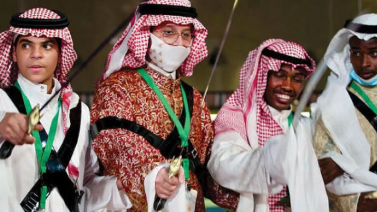 Foto - Kıyametin o mühim alameti göründü! Cübbeli Ahmet Hoca dehşet verici gelişmeyi duyurdu